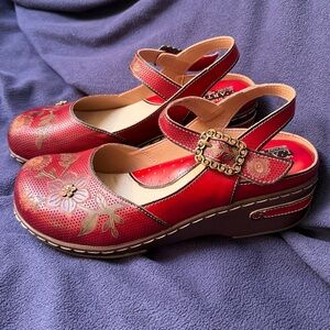 L'Artiste Floino Mary Jane